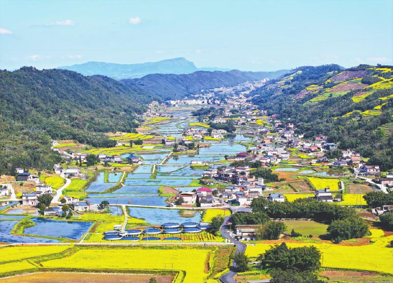 长宁县乡村风貌。